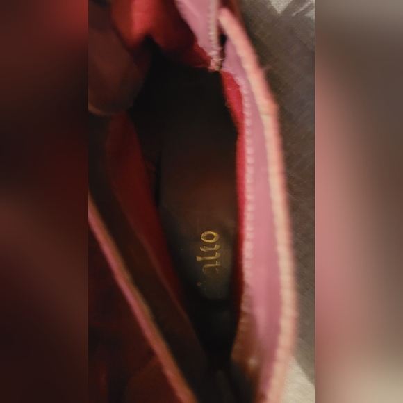 Boots - Picture 7 of 7